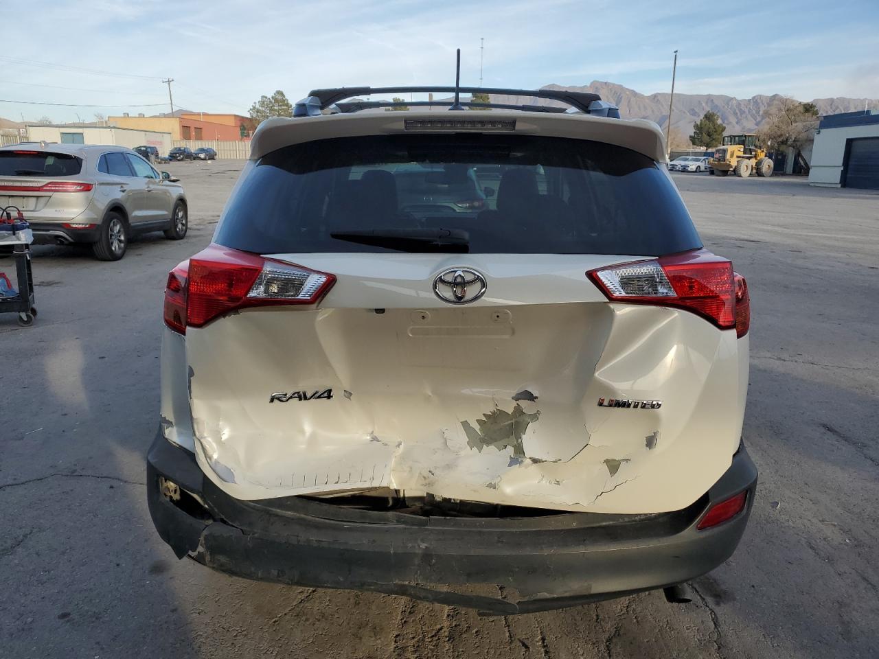 2015 TOYOTA RAV4 LIMIT - Фото 6
