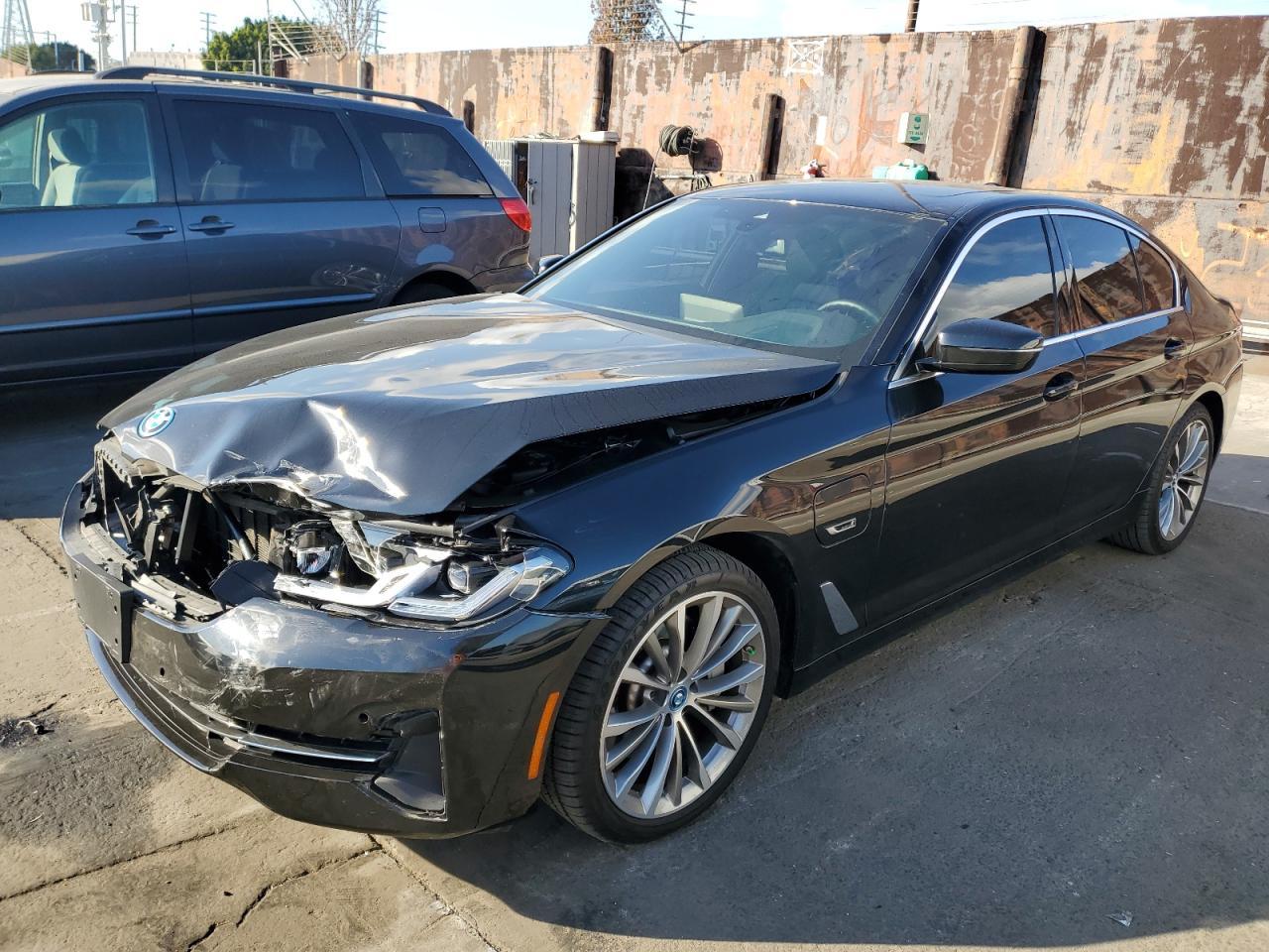 2022 BMW 530E