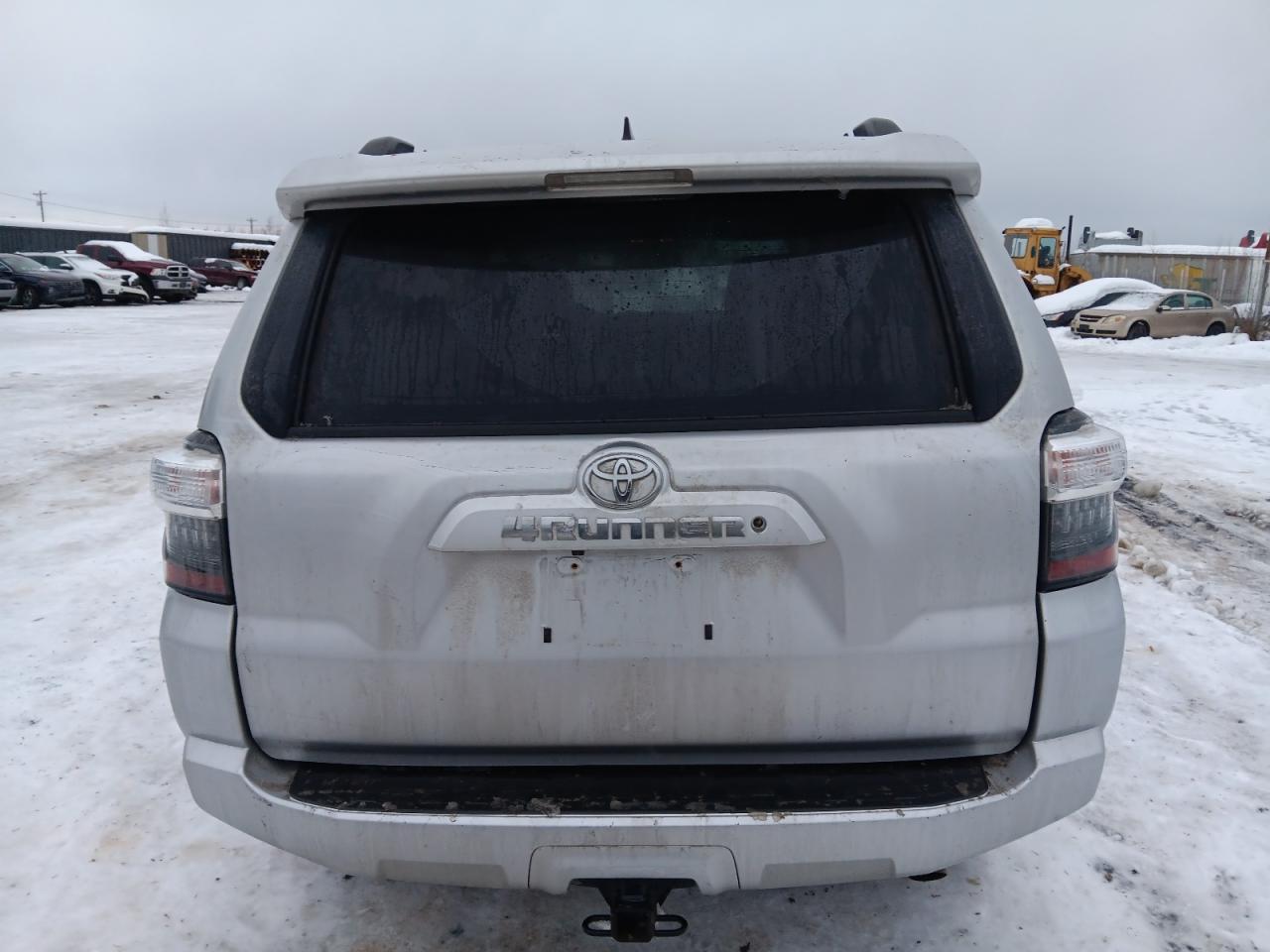 2019 TOYOTA 4RUNNER SR - Фото 6