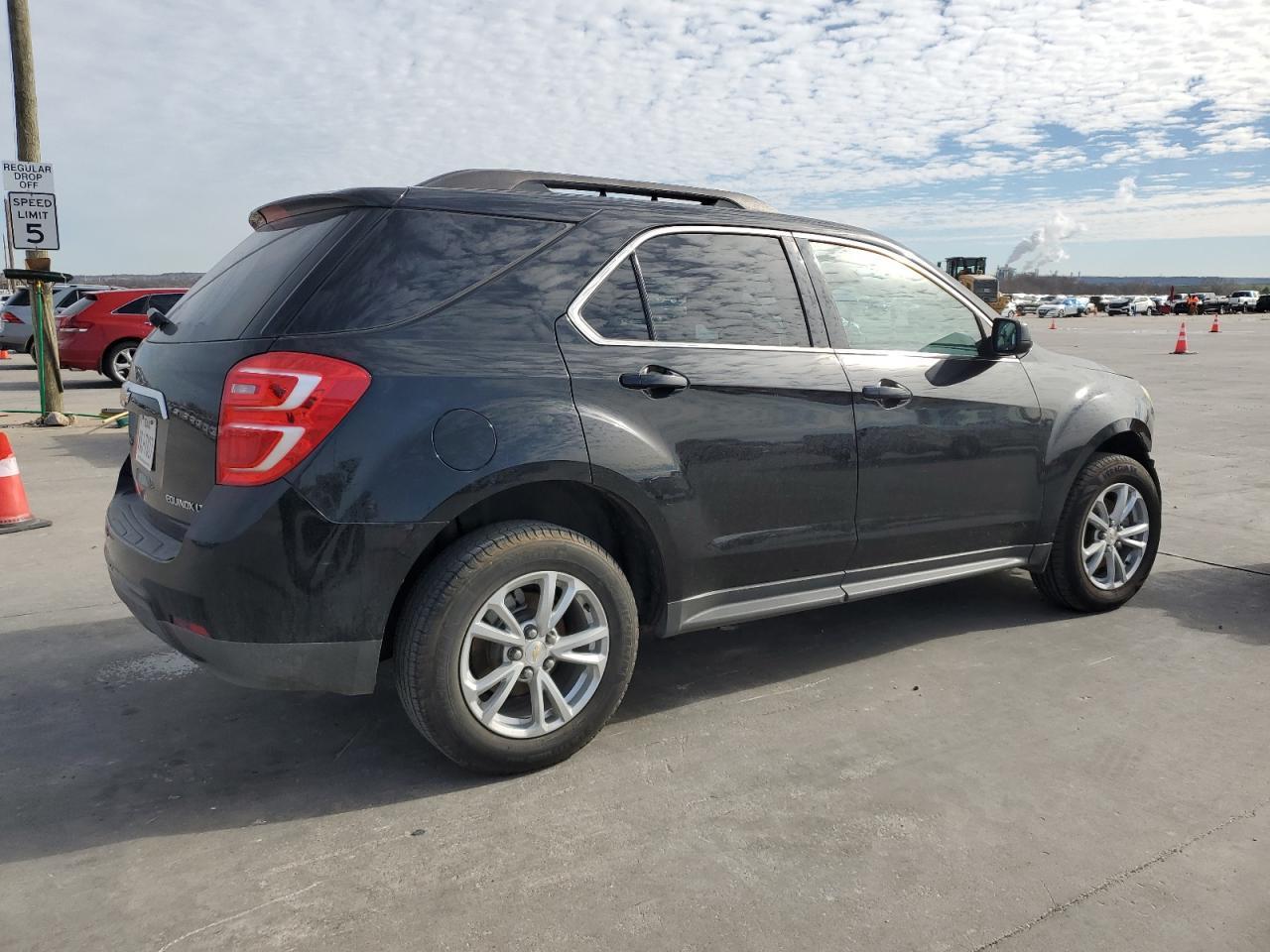 2016 CHEVROLET EQUINOX LT - Image 3