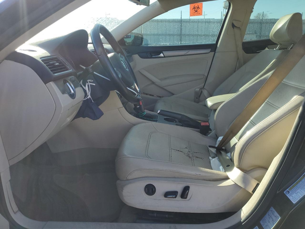 2014 VOLKSWAGEN PASSAT SE - Фото 7