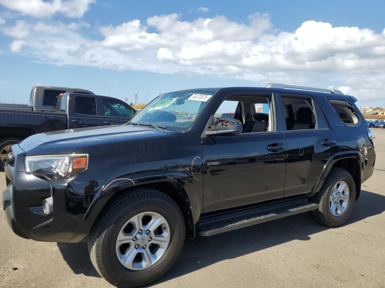 2018 TOYOTA 4RUNNER SR