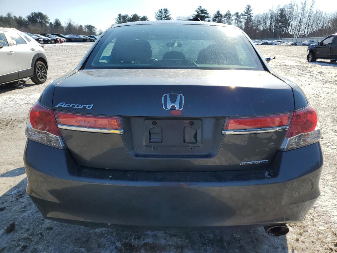 2012 HONDA ACCORD SE - Image 6
