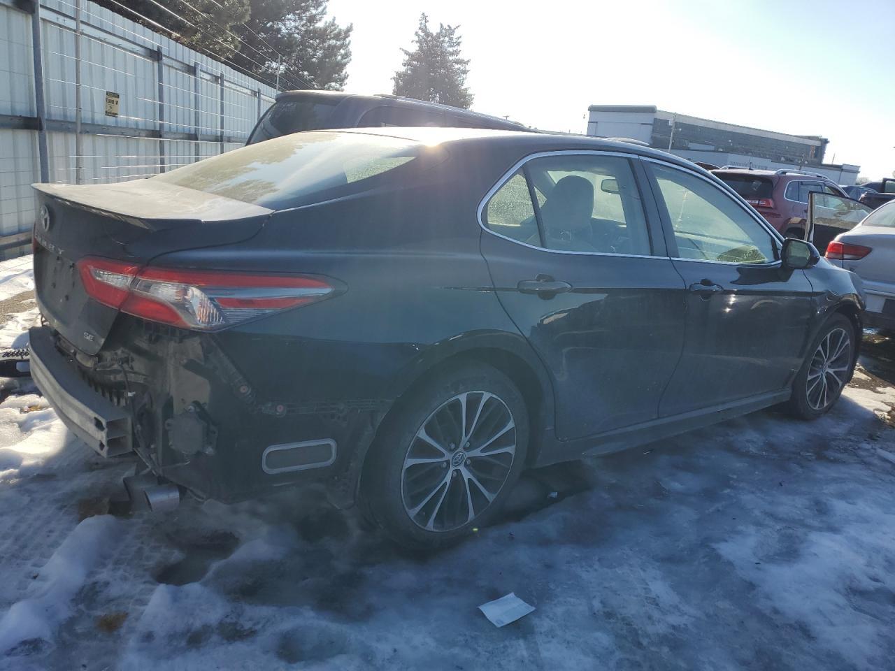 2018 TOYOTA CAMRY L - Image 3