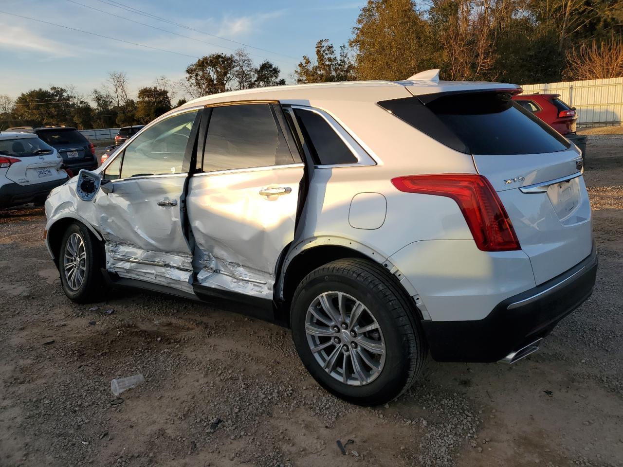 2019 CADILLAC XT5 LUXURY - Фото 2