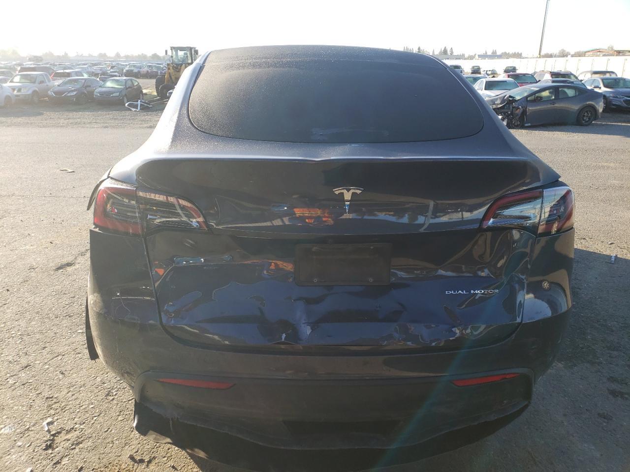 2023 TESLA MODEL Y - Фото 6