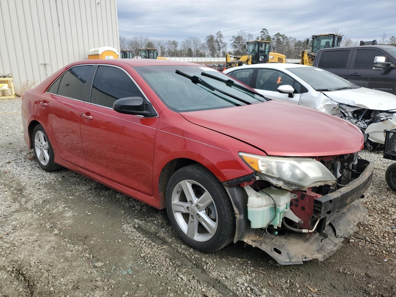 2013 TOYOTA CAMRY L - Фото 4
