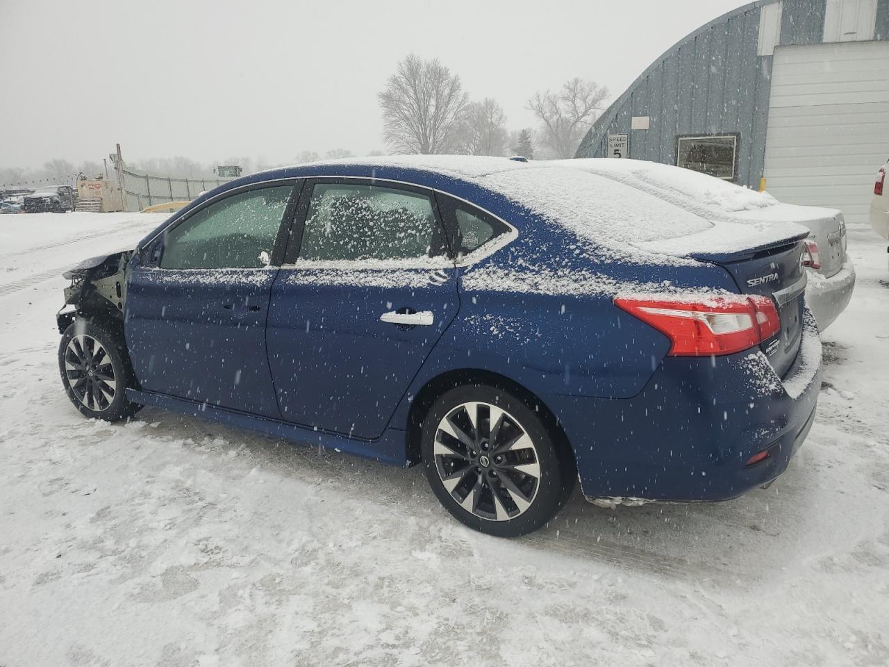 2016 NISSAN SENTRA S - Фото 2