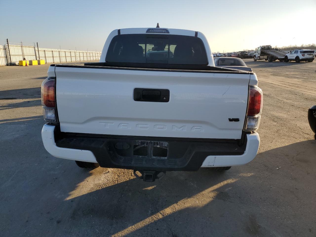 2023 TOYOTA TACOMA DOU - Фото 6