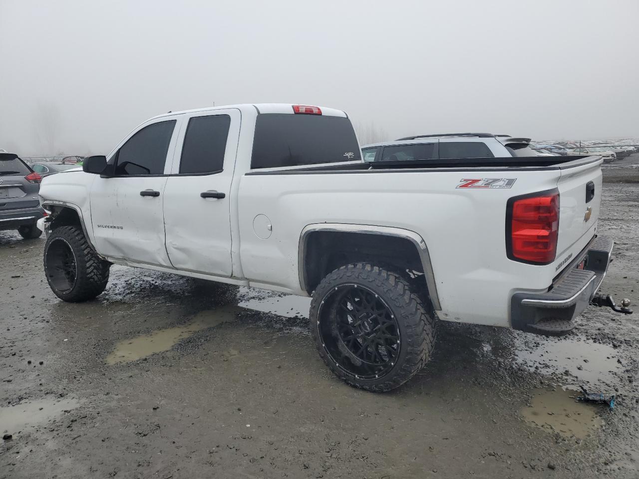 2014 CHEVROLET SILVERADO - Image 2