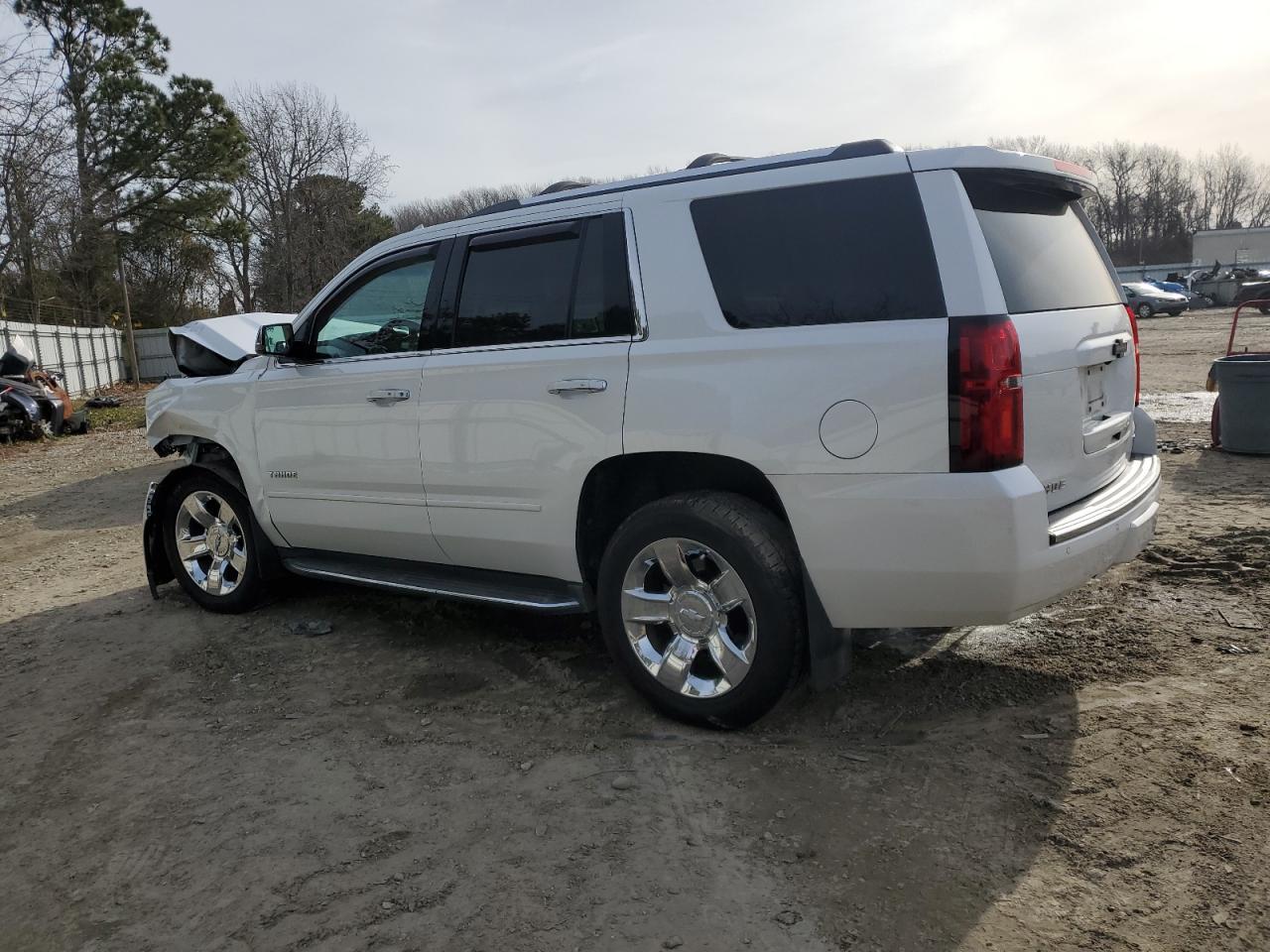 2017 CHEVROLET TAHOE K150 - Фото 2