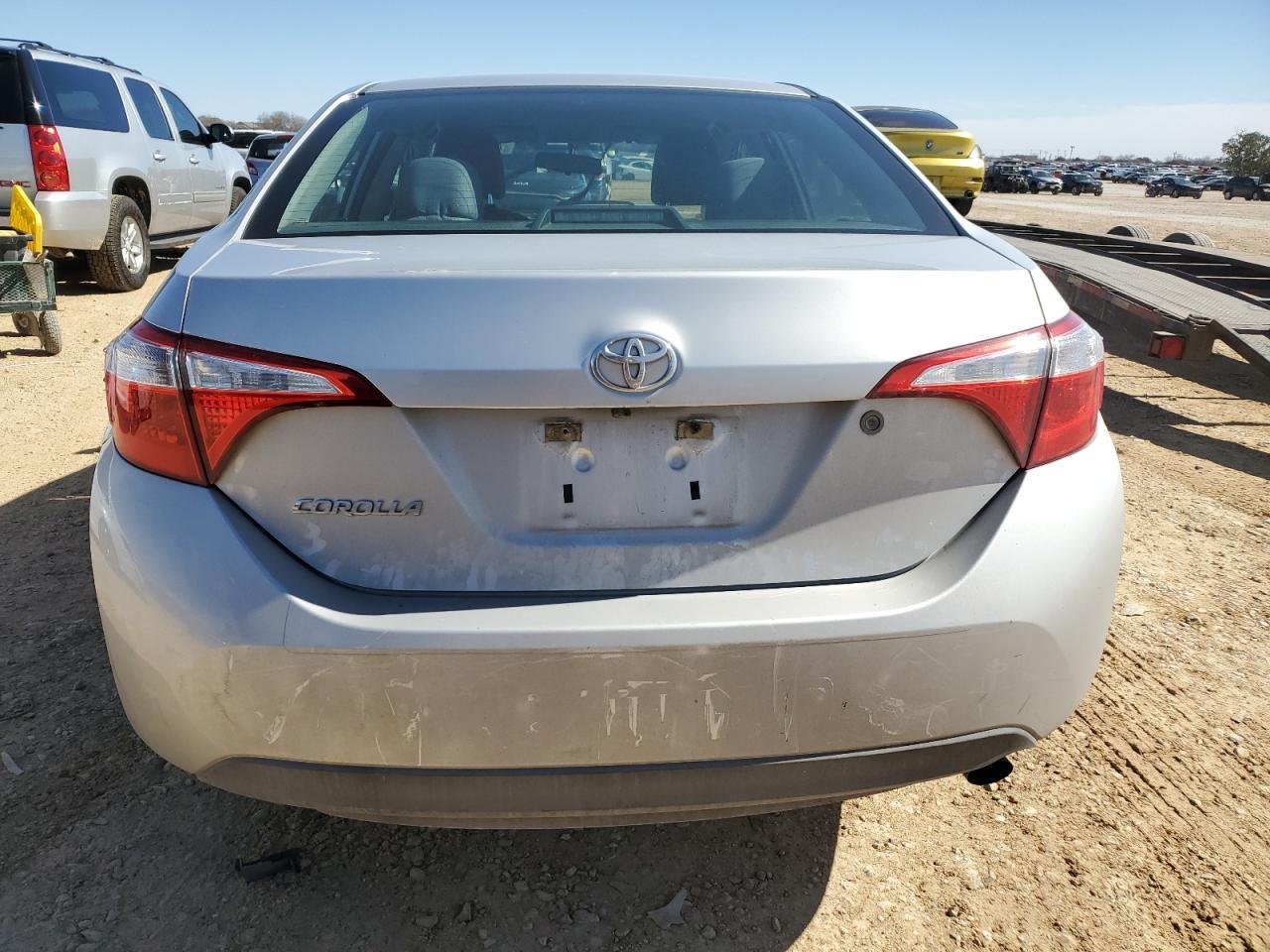 2016 TOYOTA COROLLA L - Image 6