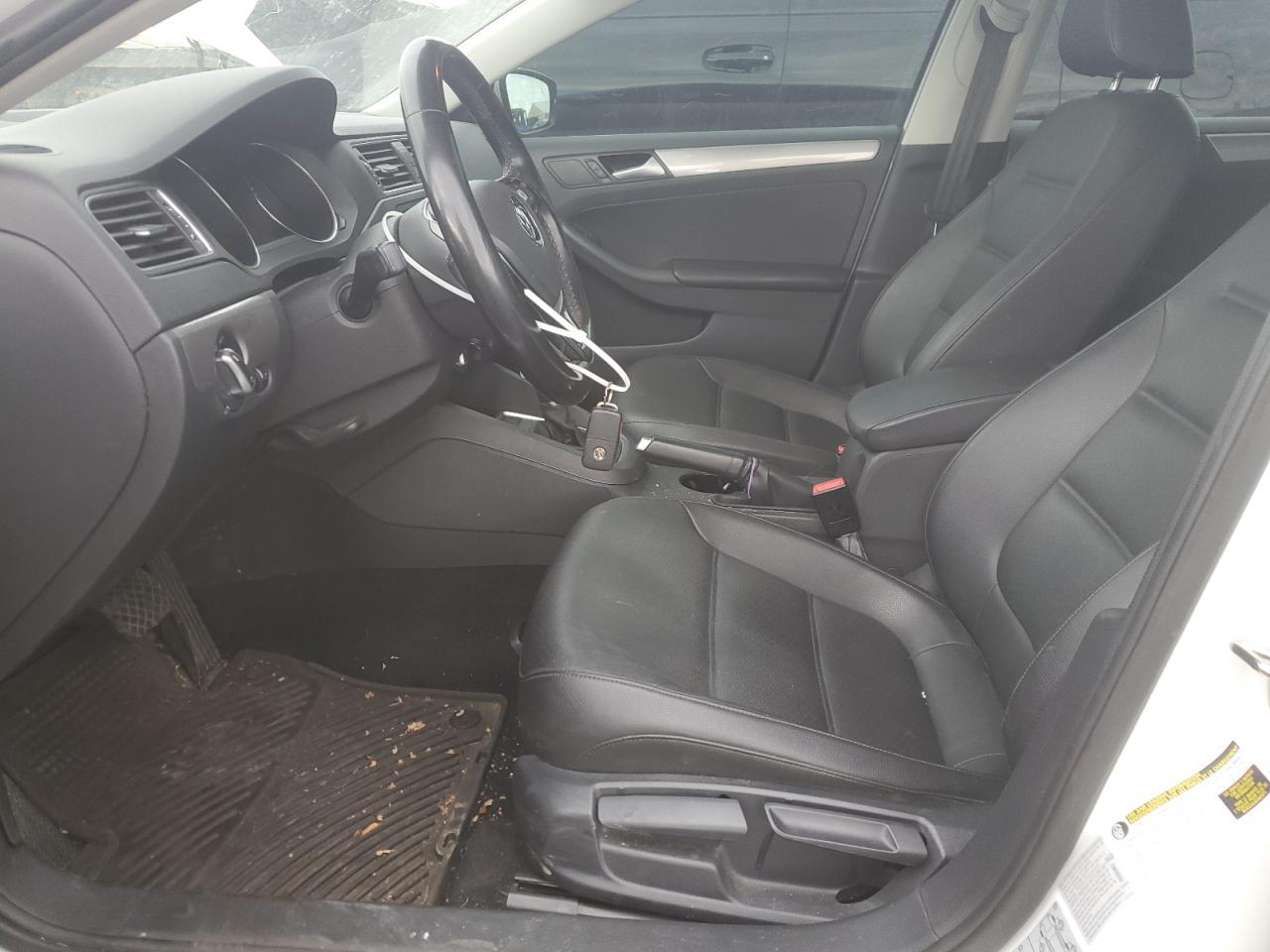 2017 VOLKSWAGEN JETTA SE - Image 7