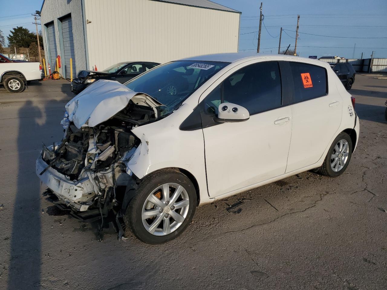 2015 TOYOTA YARIS