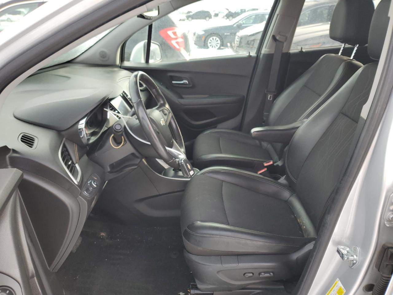 2021 CHEVROLET TRAX 1LT - Image 7