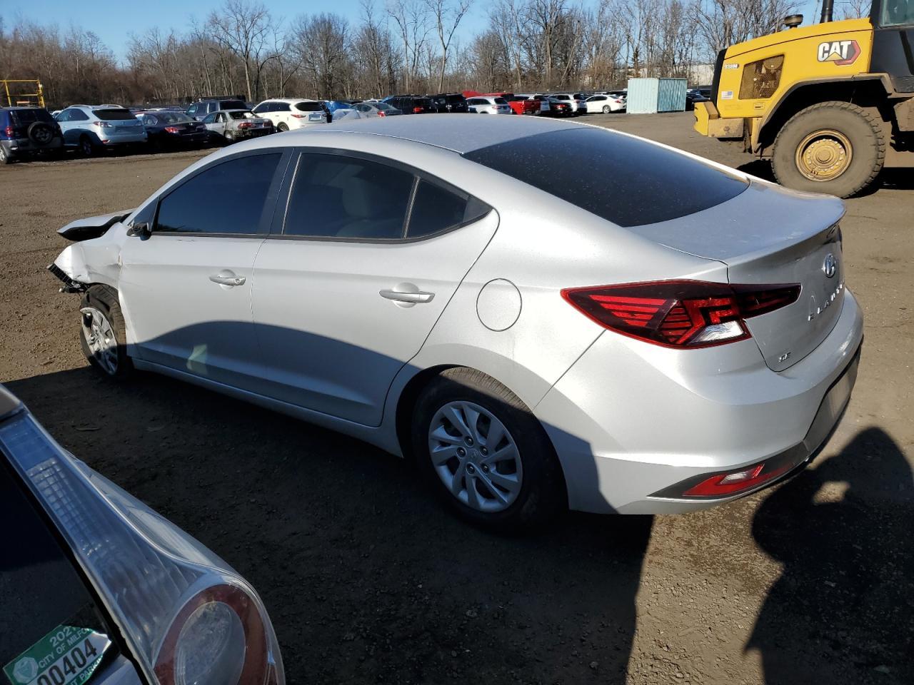 2019 HYUNDAI ELANTRA SE - Фото 2