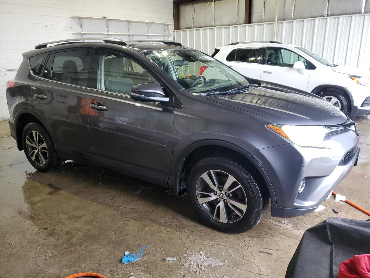 2018 TOYOTA RAV4 ADVEN - Image 4