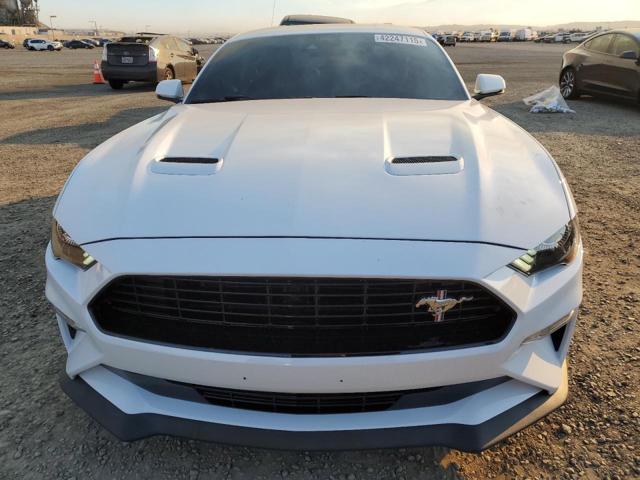 2021 FORD MUSTANG GT - Фото 5