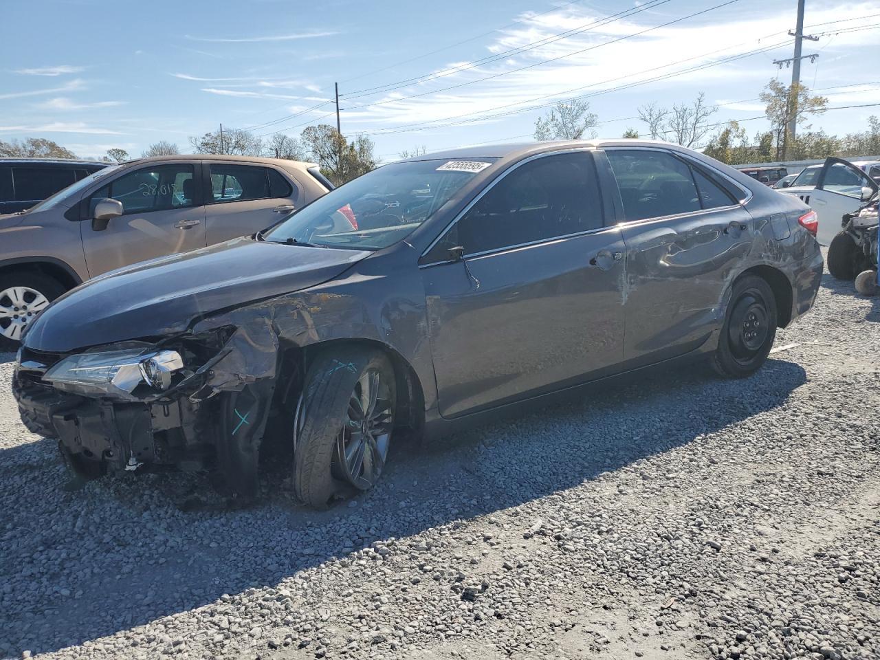 2015 TOYOTA CAMRY LE