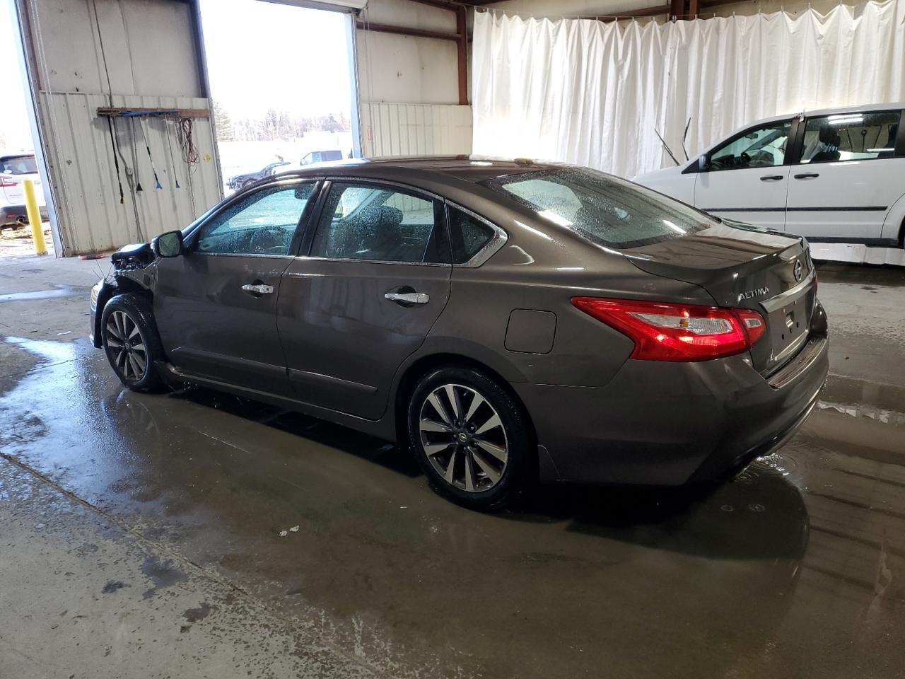 2017 NISSAN ALTIMA 2.5 - Фото 2
