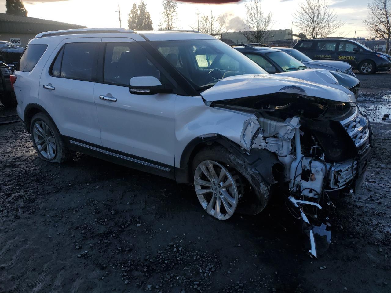 2018 FORD EXPLORER L - Image 4