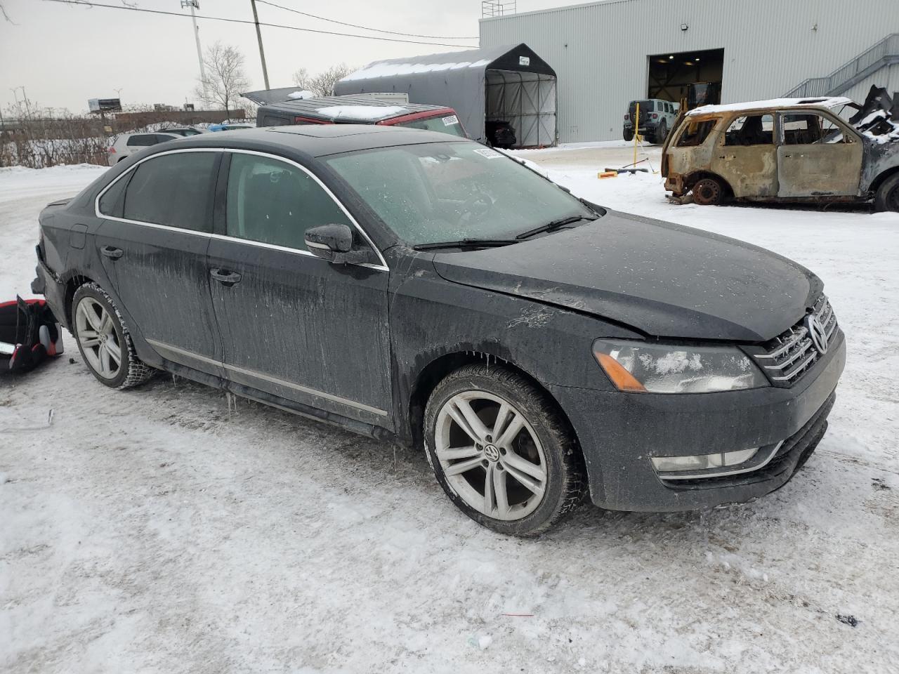 2014 VOLKSWAGEN PASSAT SEL - Фото 4