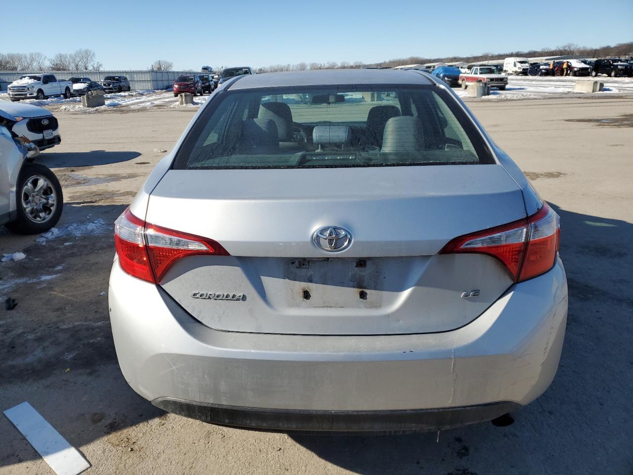 2014 TOYOTA COROLLA L - Фото 6