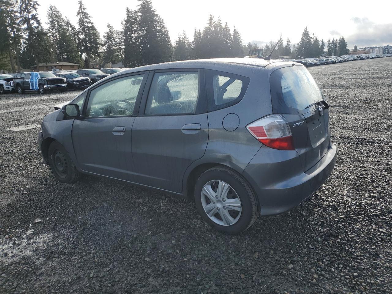 2013 HONDA FIT - Image 2