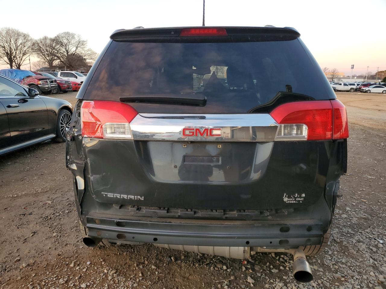 2013 GMC TERRAIN SL - Image 6