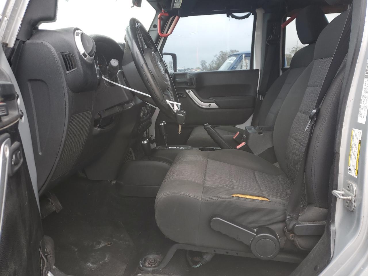 2012 JEEP WRANGLER U - Image 7