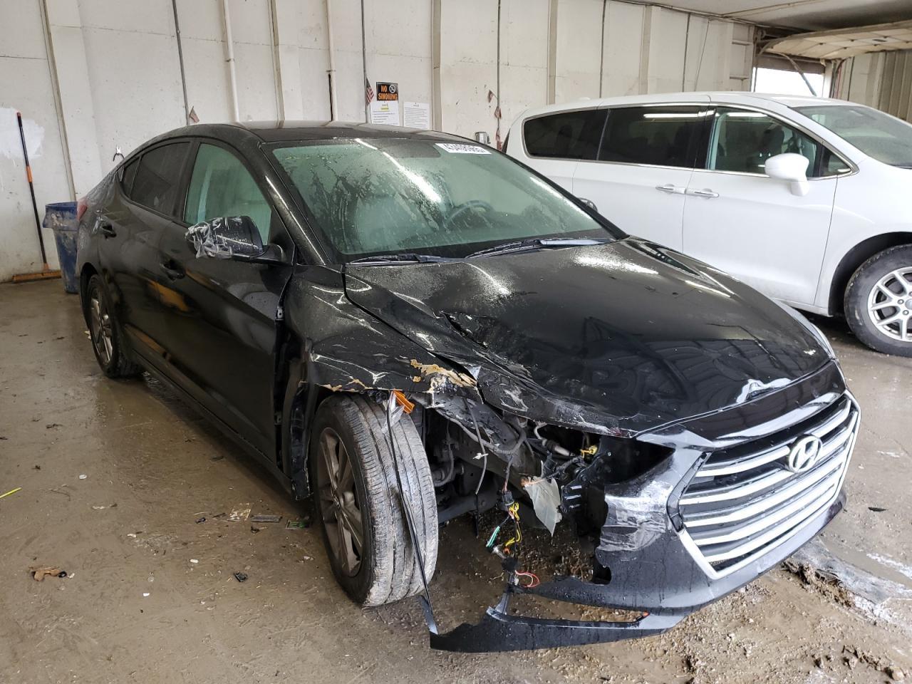 2018 HYUNDAI ELANTRA SE - Фото 4