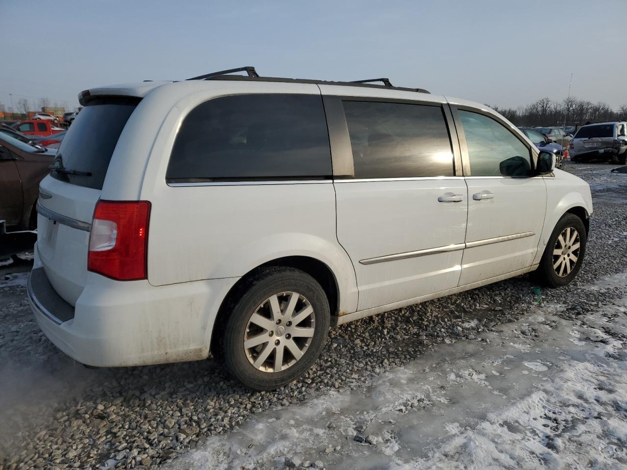 2014 CHRYSLER TOWN & COU - Image 3