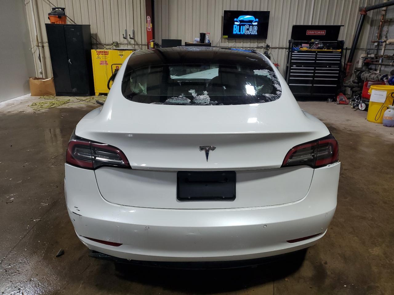 2022 TESLA MODEL 3 - Image 6