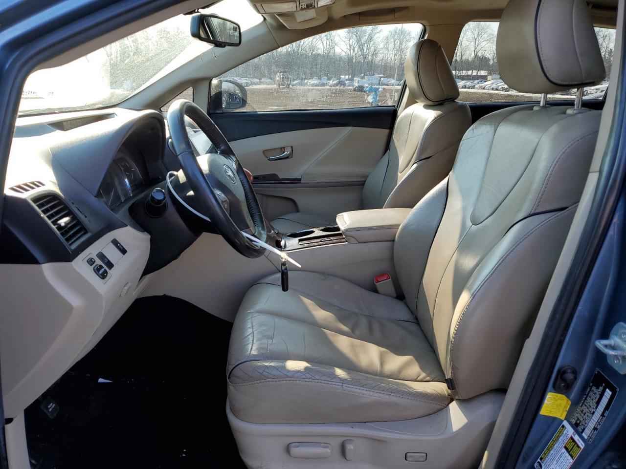 2011 TOYOTA VENZA - Фото 7