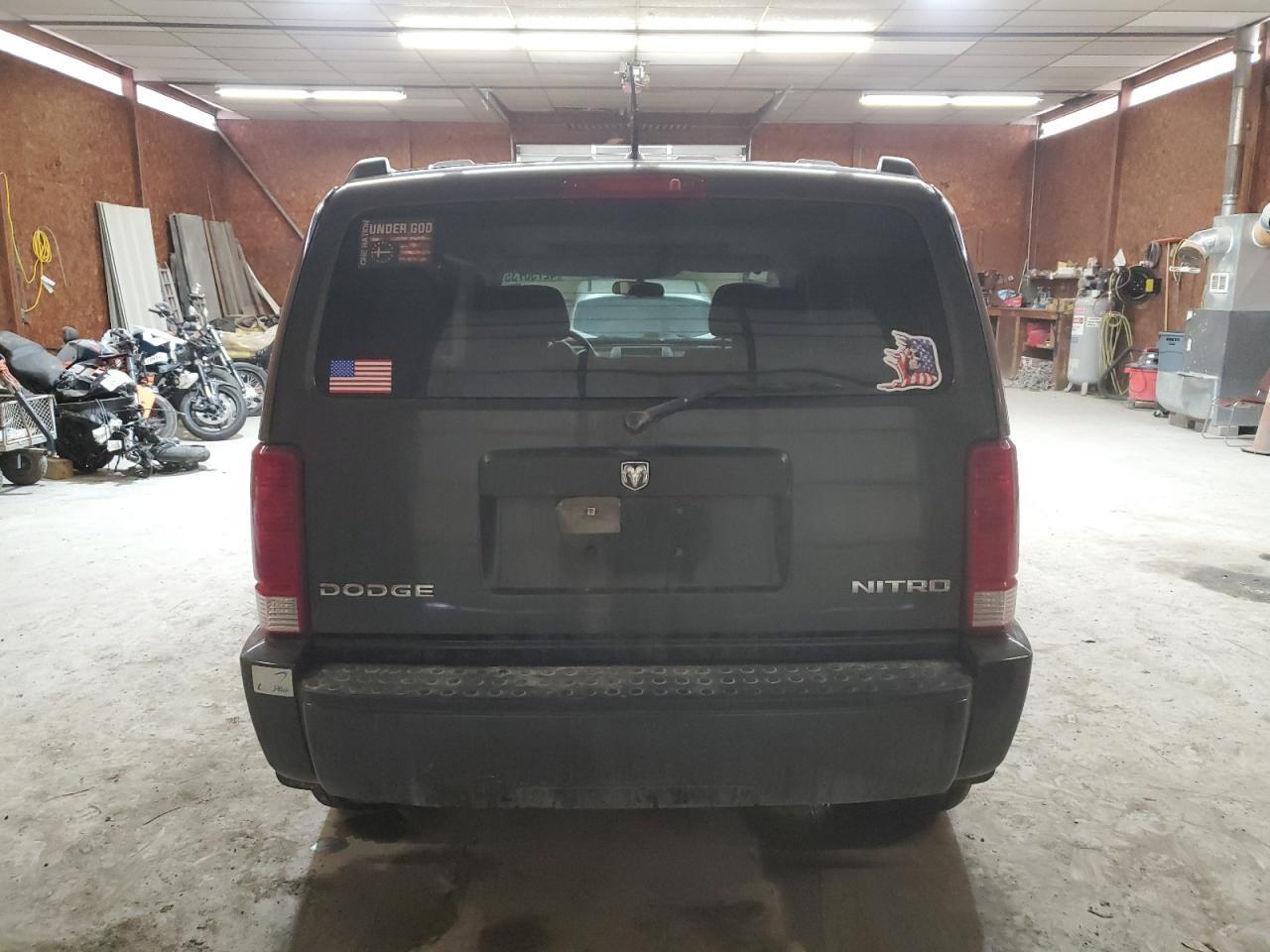 2010 DODGE NITRO SE - Image 6