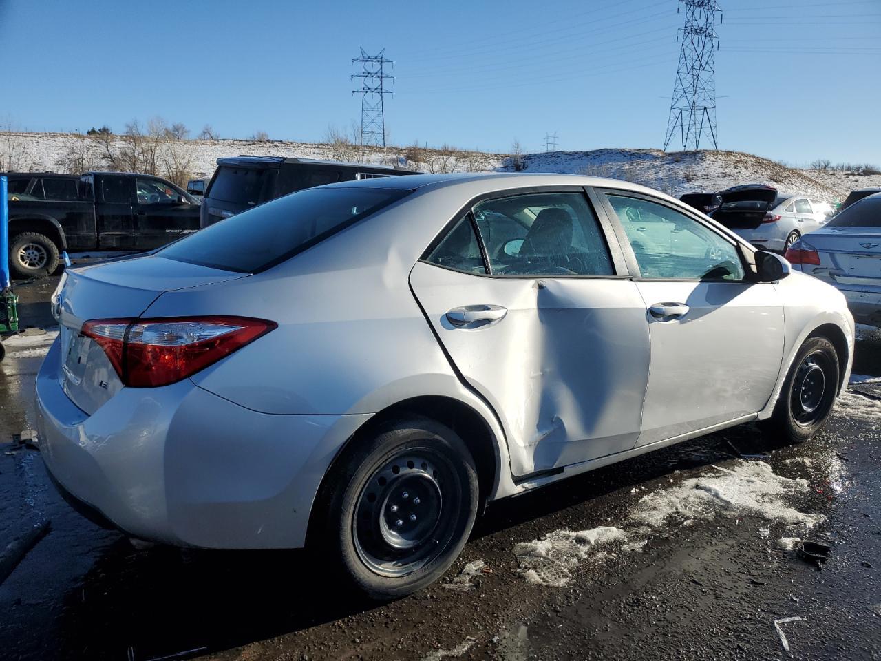 2015 TOYOTA COROLLA L - Image 3