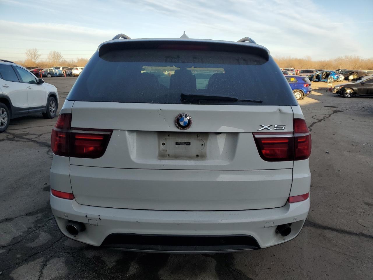 2013 BMW X5 XDRIVE3 - Image 6