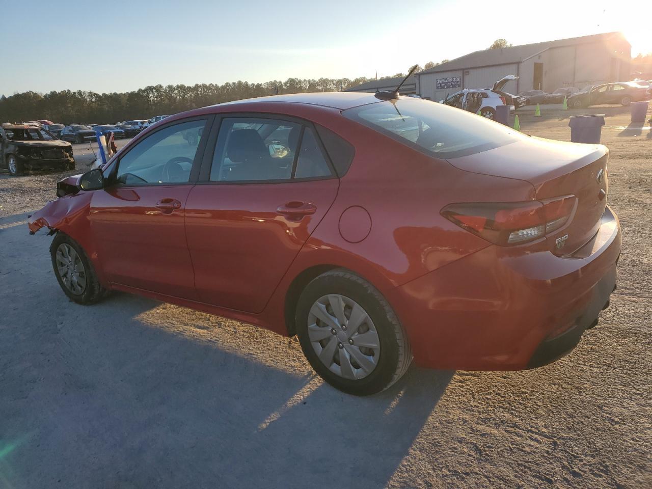 2020 KIA RIO LX - Фото 2