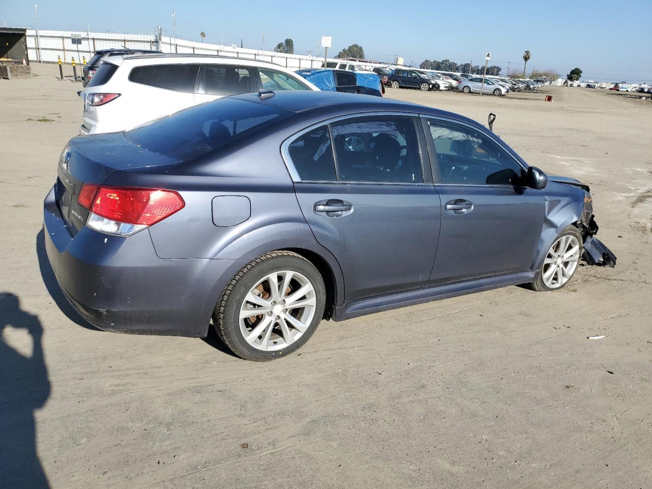 2014 SUBARU LEGACY 2.5 - Image 3