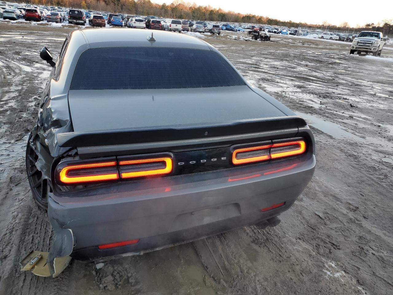 2017 DODGE CHALLENGER - Image 6