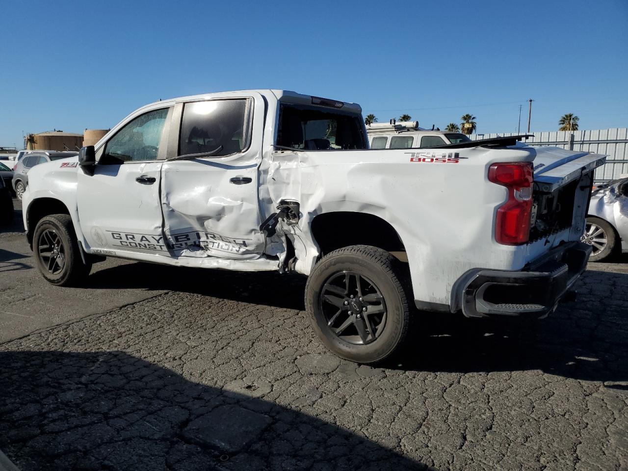 2021 CHEVROLET SILVERADO - Фото 2