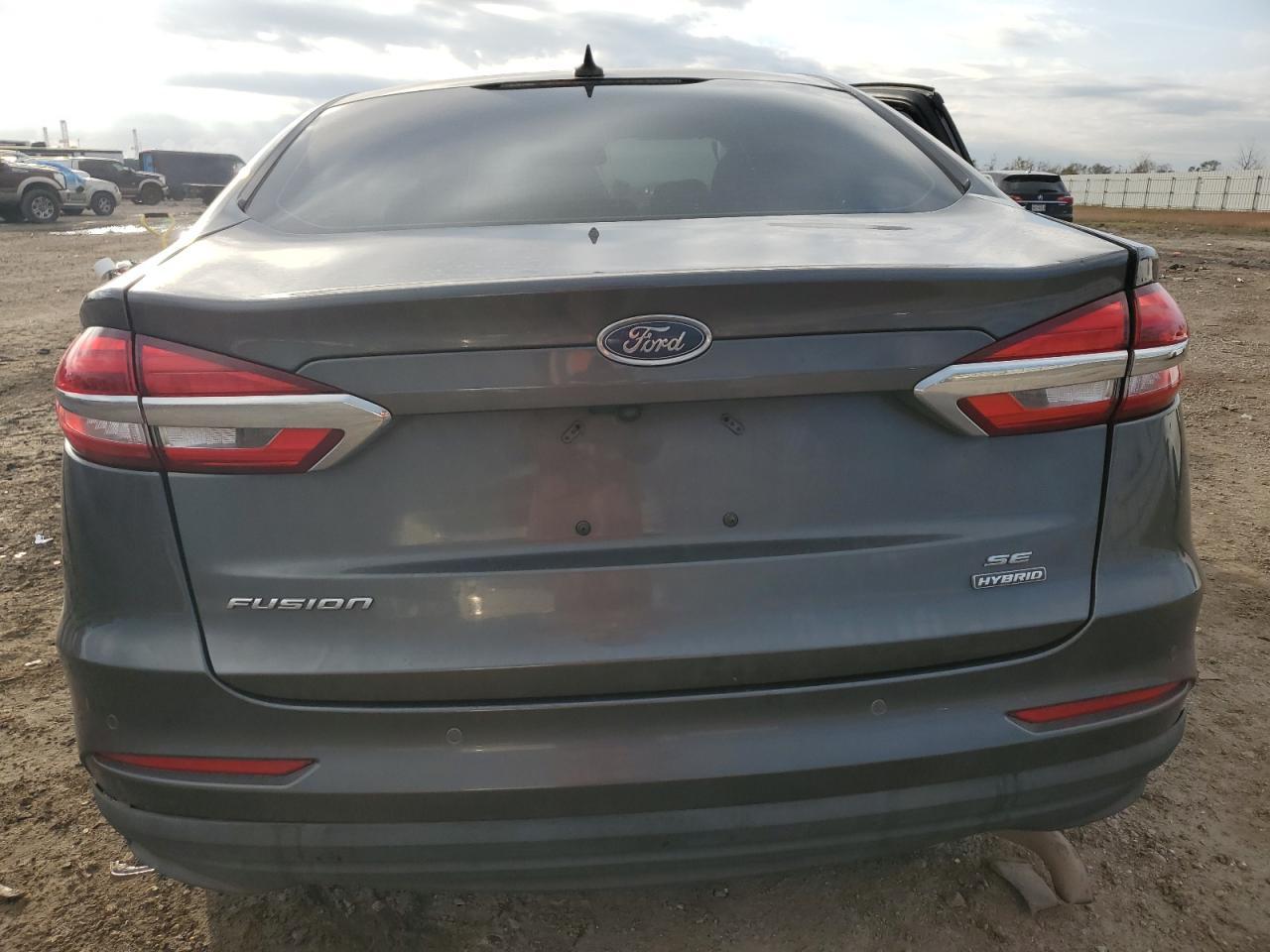 2020 FORD FUSION SE - Фото 6