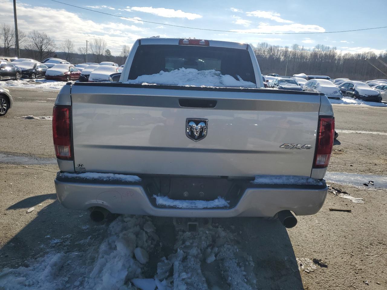 2014 RAM 1500 ST - Image 6