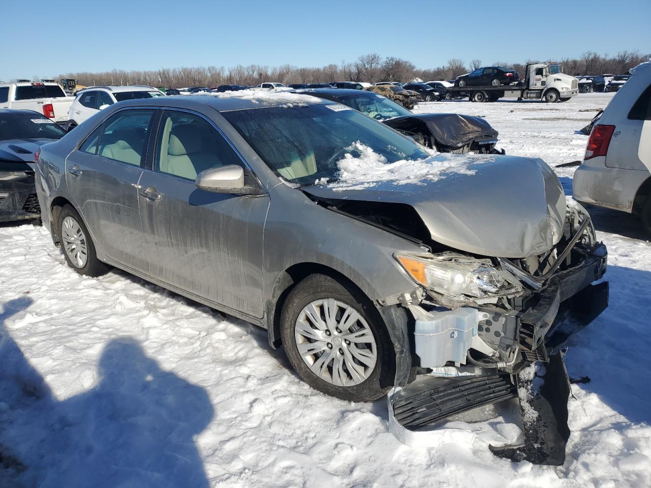 2014 TOYOTA CAMRY L - Image 4