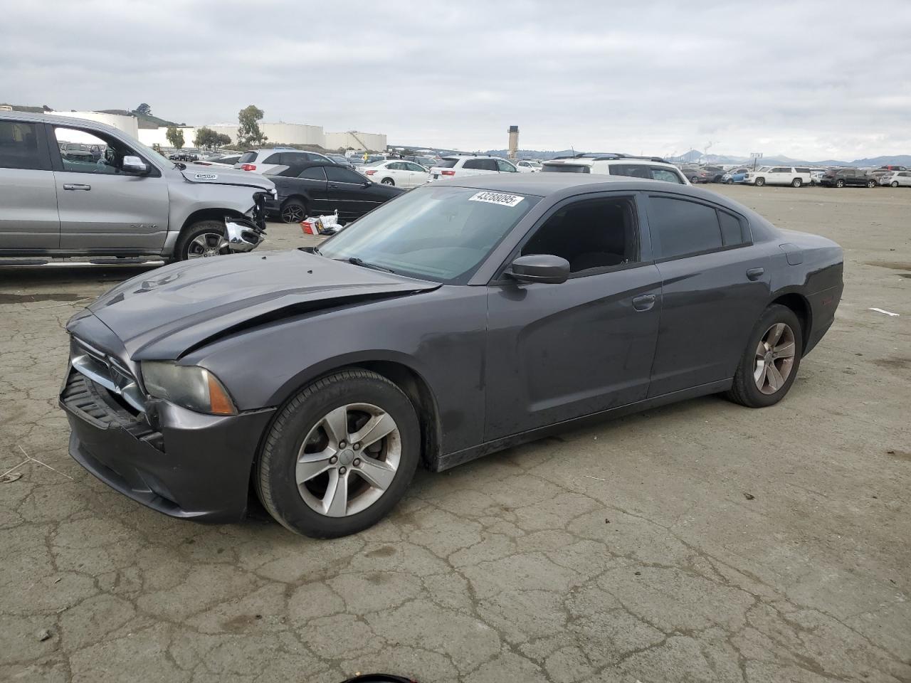 2013 DODGE CHARGER SE