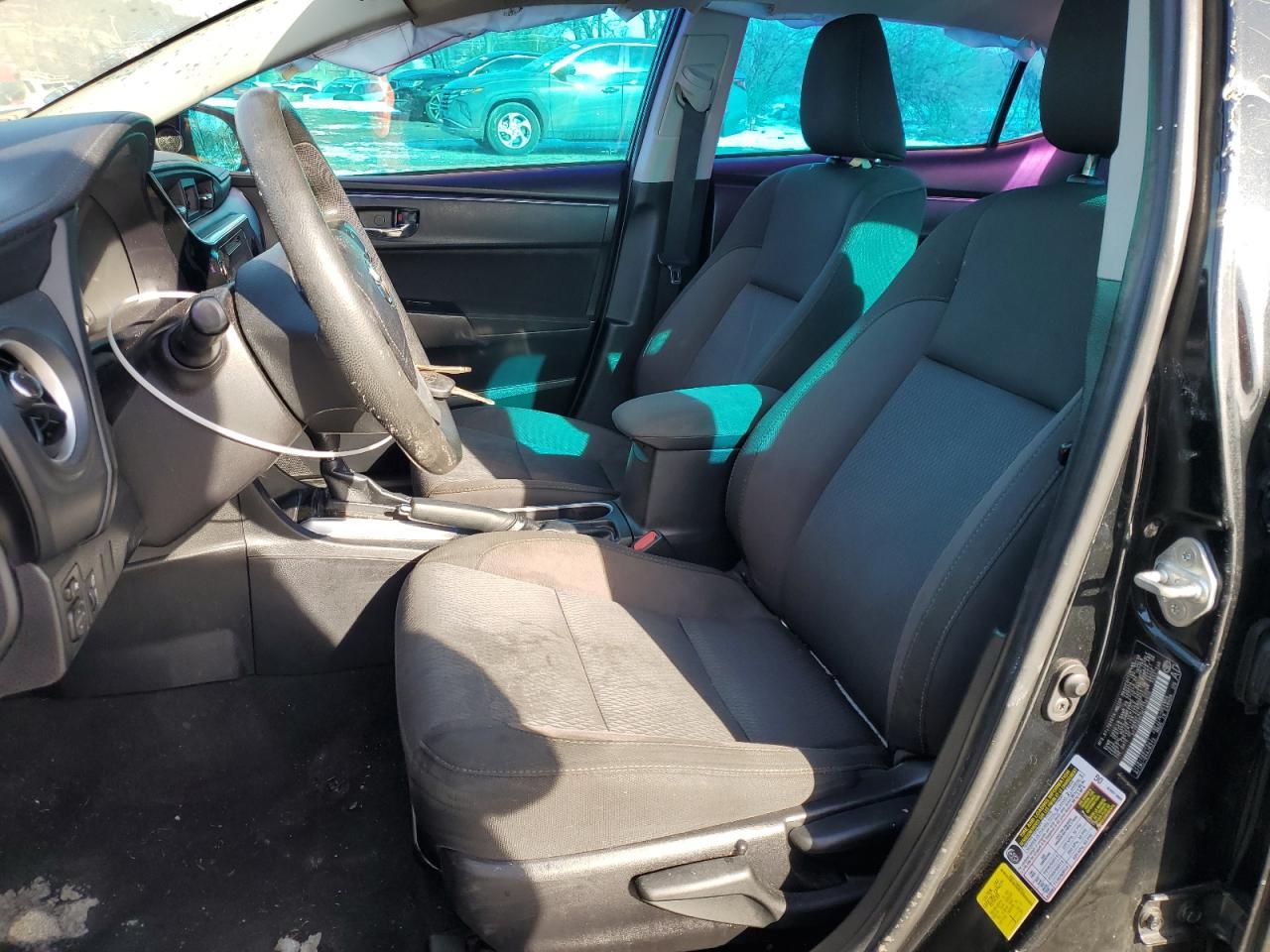 2019 TOYOTA COROLLA L - Фото 7