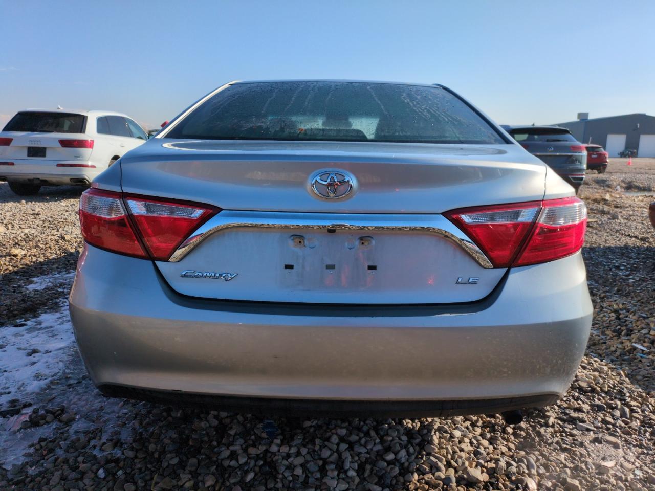 2017 TOYOTA CAMRY LE - Фото 6