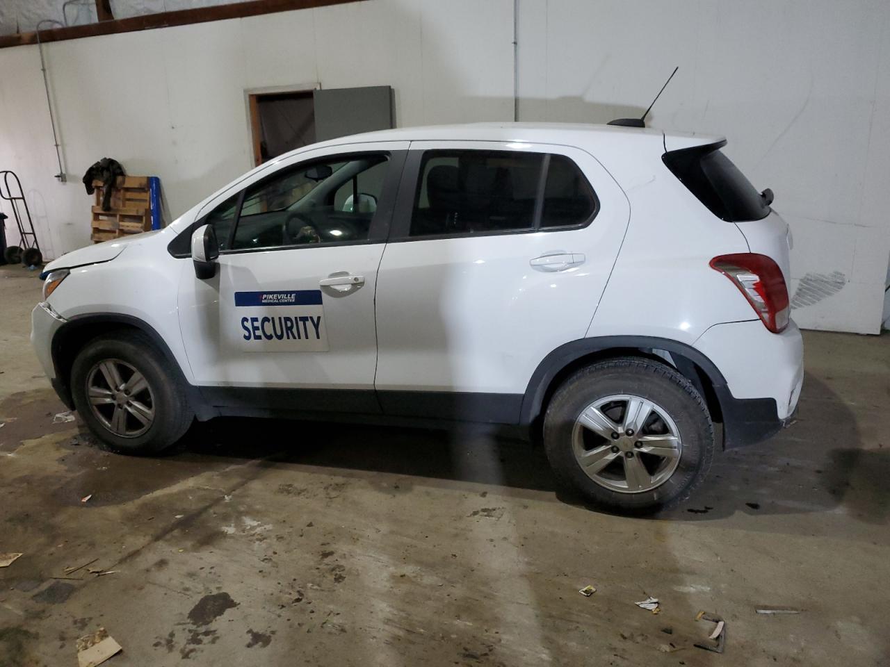 2021 CHEVROLET TRAX LS - Фото 2
