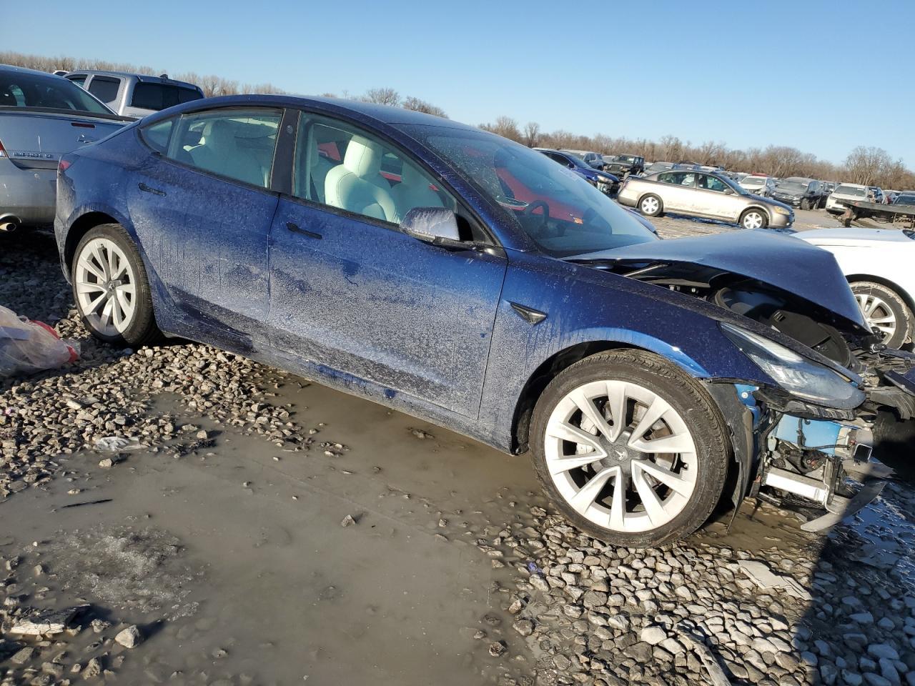 2021 TESLA MODEL 3 - Фото 4