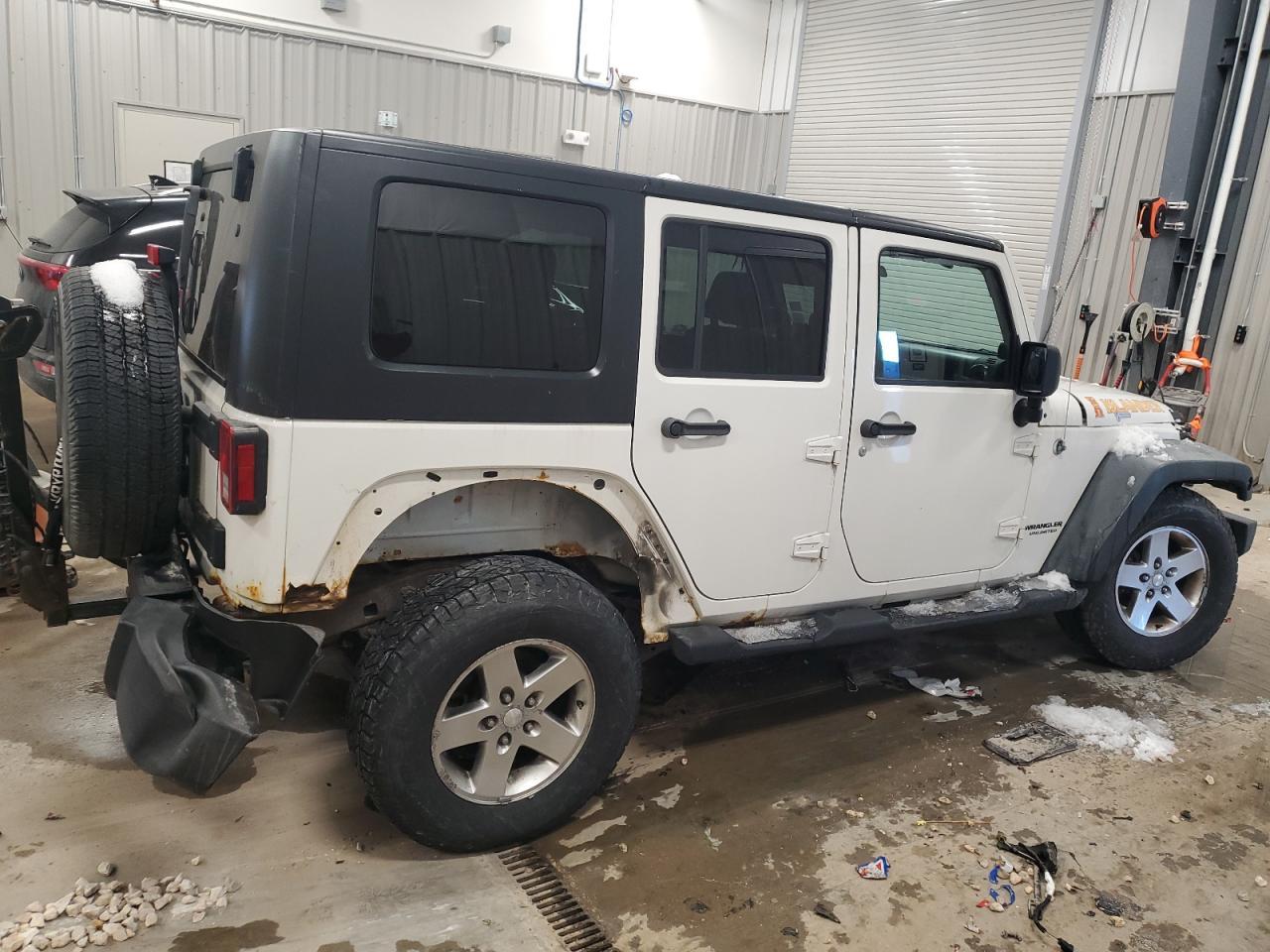 2010 JEEP WRANGLER U - Фото 3